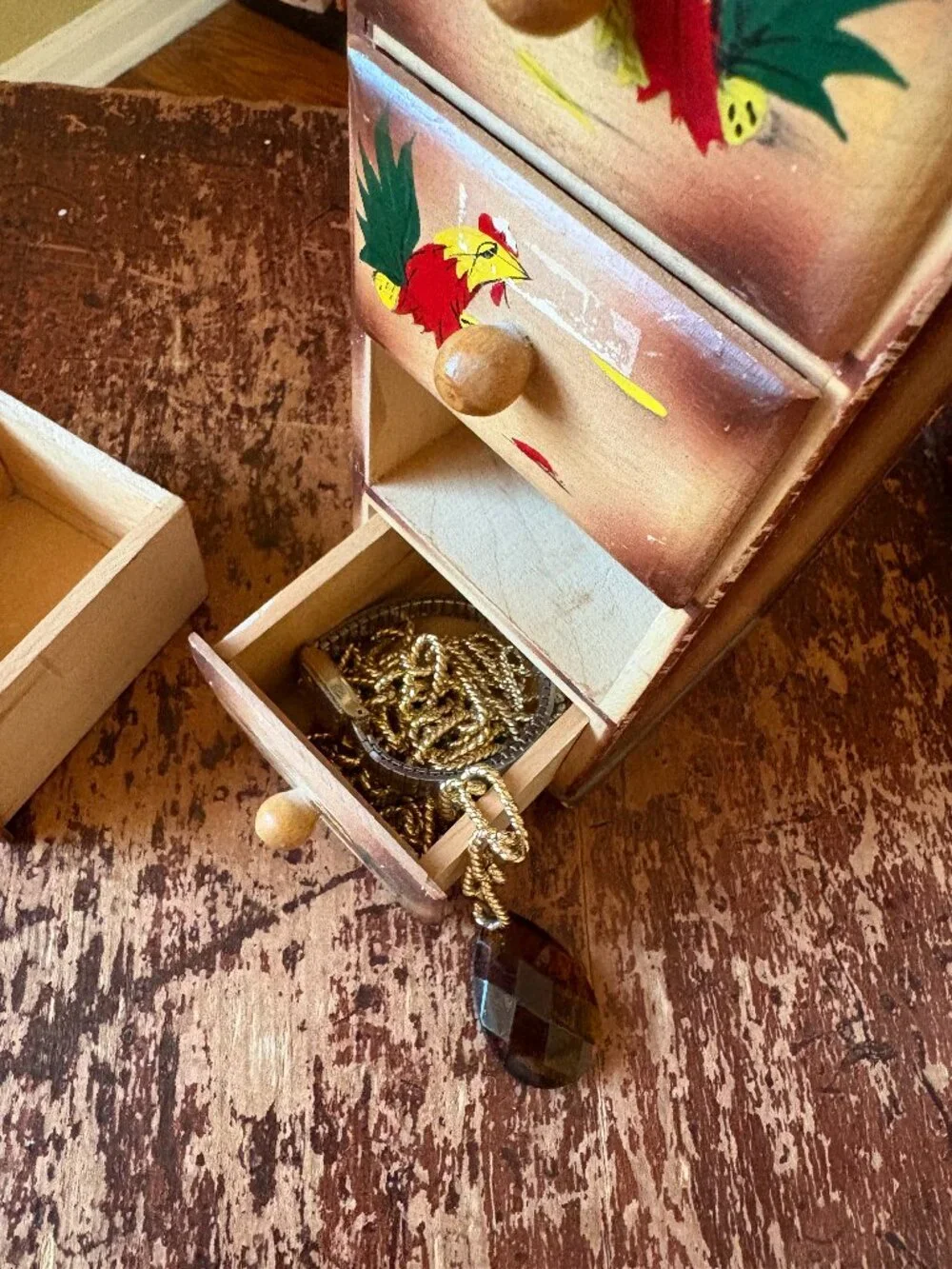 Vintage trinket box